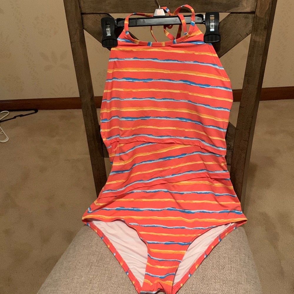 Women’s One piece JMclaughlin swimsuit ties around neck; removable cups